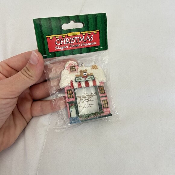NEW Vintage Ceramic Picture Frame Christmas Ornament 1/2" x 2" House Snow Bear - Picture 3 of 5